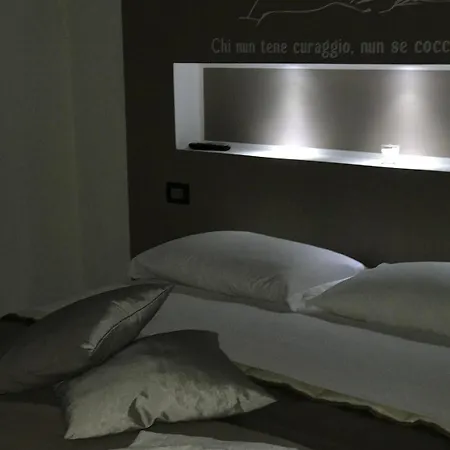 Alojamento de Acomodação e Pequeno-almoço Next Stop 3*