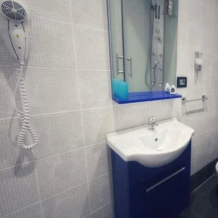 Next Stop Bed and Breakfast Νάπολη