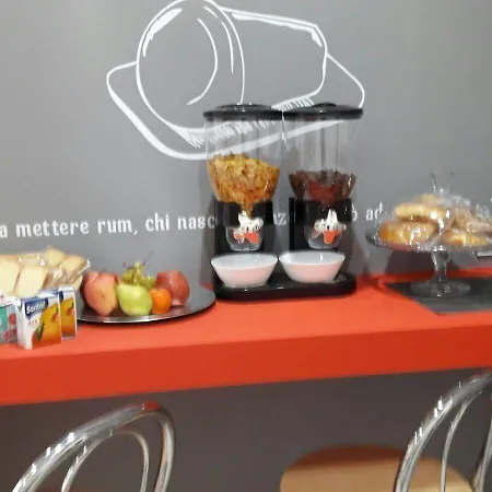 Next Stop Νάπολη