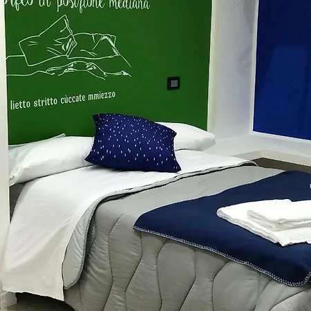 Bed and Breakfast Next Stop Νάπολη